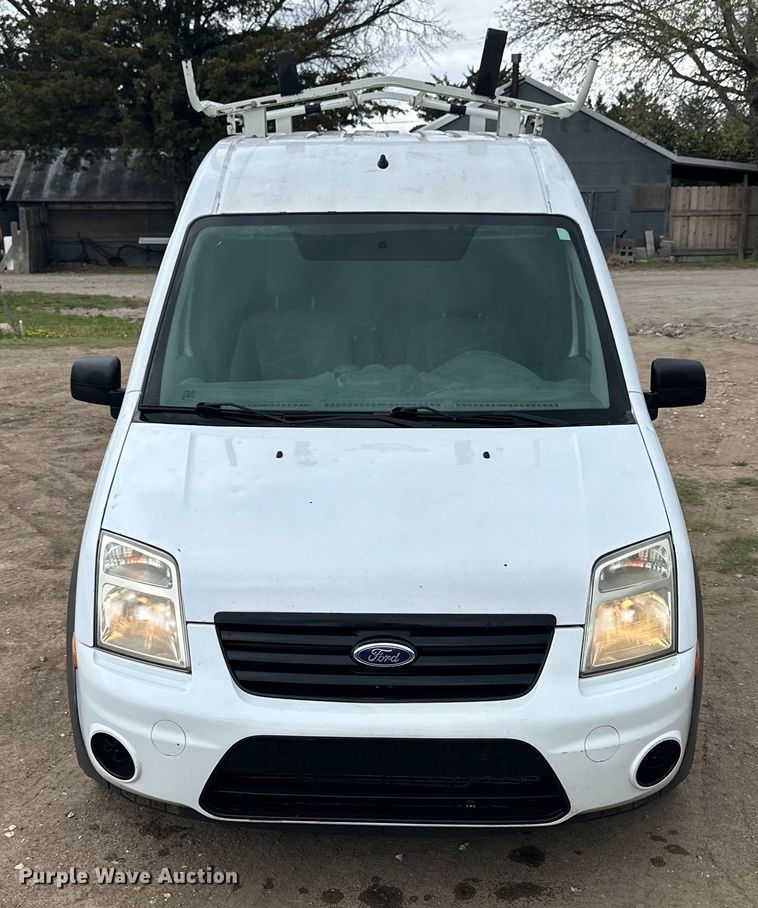 image for item OE9153 2010 Ford Transit Connect XLT van