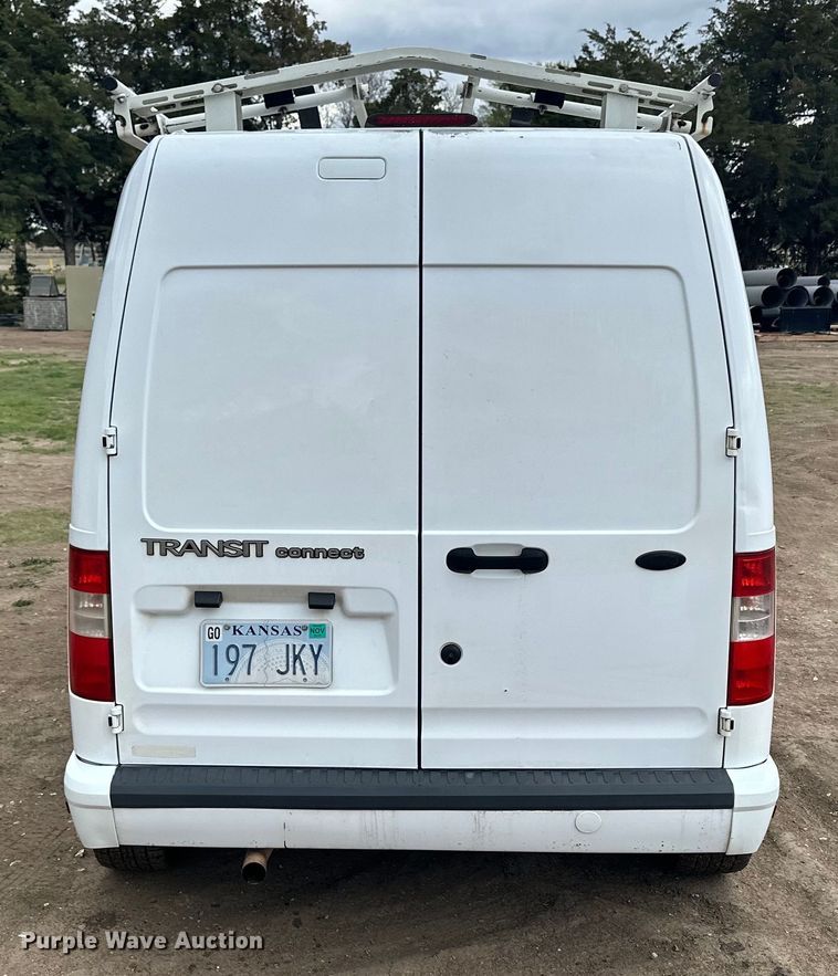 image for item OE9153 2010 Ford Transit Connect XLT van