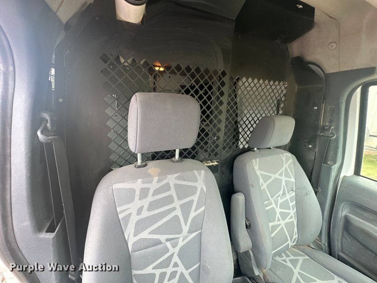 image for item OE9153 2010 Ford Transit Connect XLT van