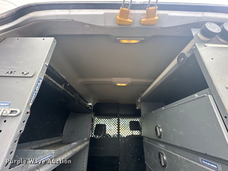 image for item OE9153 2010 Ford Transit Connect XLT van