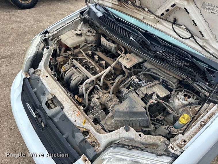 image for item OE9153 2010 Ford Transit Connect XLT van