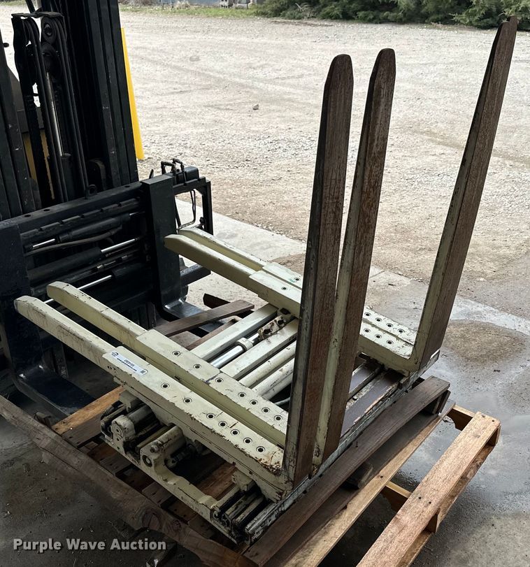 image for item OE9155 Forklift double fork attachment 