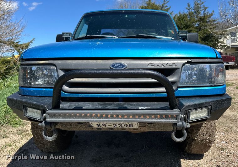 image for item OE9160 1993 Ford Ranger XLT SuperCab pickup truck