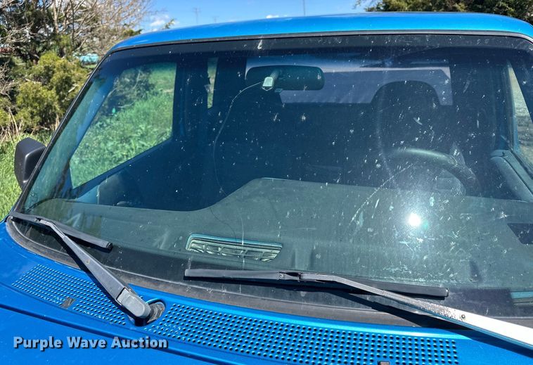 image for item OE9160 1993 Ford Ranger XLT SuperCab pickup truck