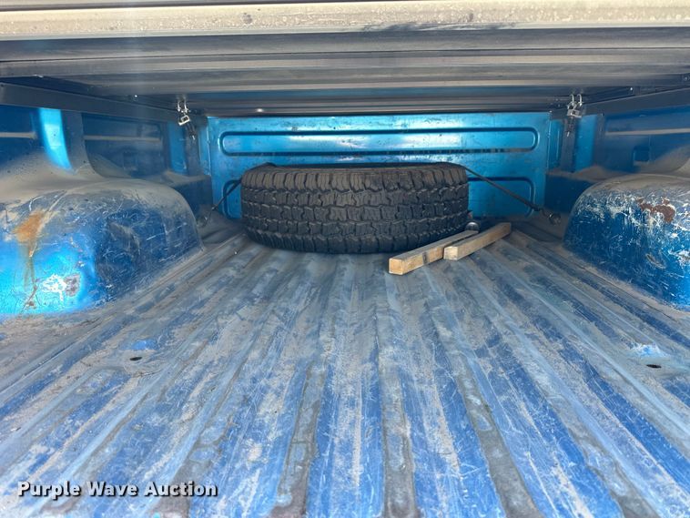 image for item OE9160 1993 Ford Ranger XLT SuperCab pickup truck