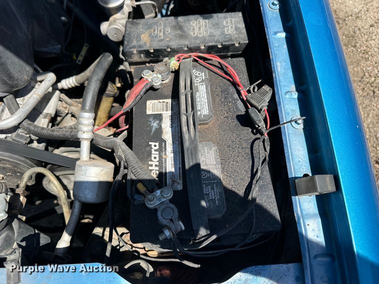 image for item OE9160 1993 Ford Ranger XLT SuperCab pickup truck