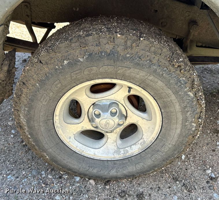 image for item OE9160 1993 Ford Ranger XLT SuperCab pickup truck