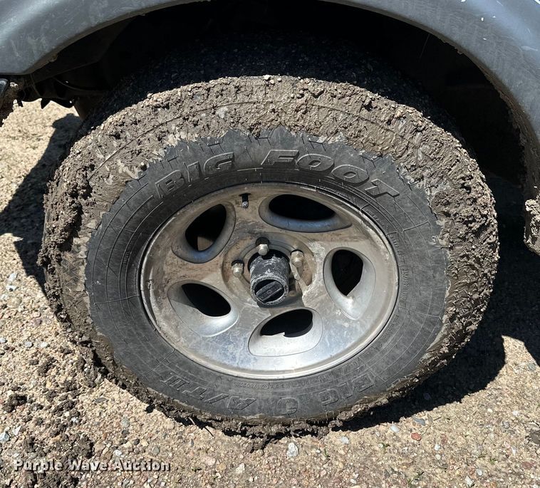 image for item OE9160 1993 Ford Ranger XLT SuperCab pickup truck