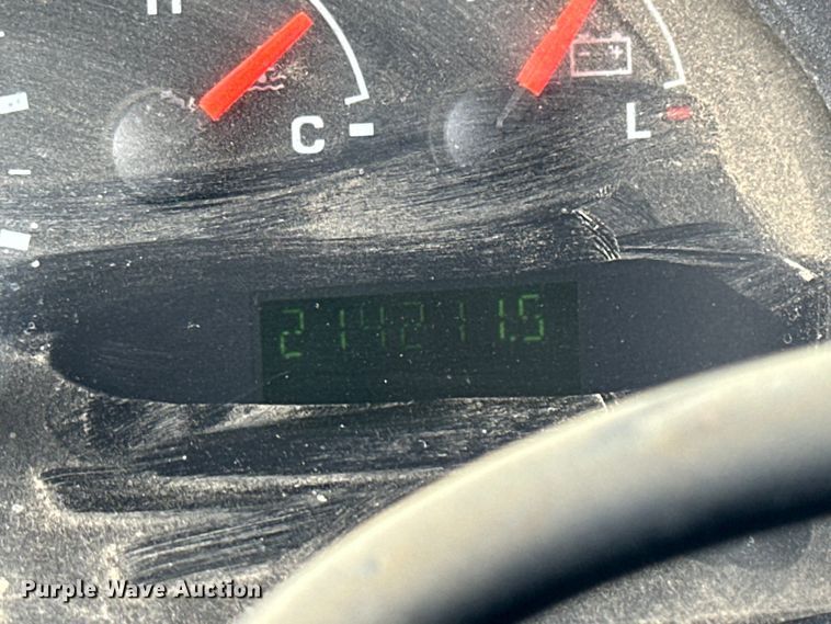 image for item OE9162 2006 Ford E150 van