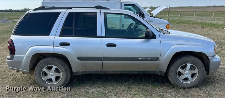 image for item OE9165 2004 Chevrolet TrailBlazer SUV