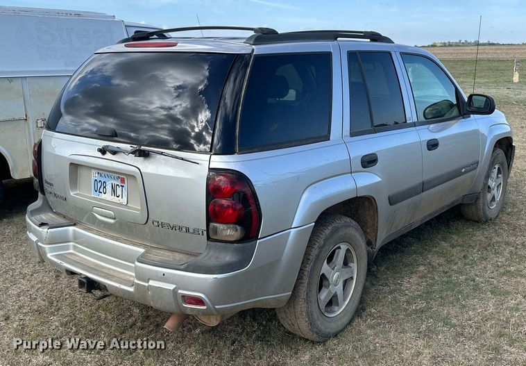 image for item OE9165 2004 Chevrolet TrailBlazer SUV