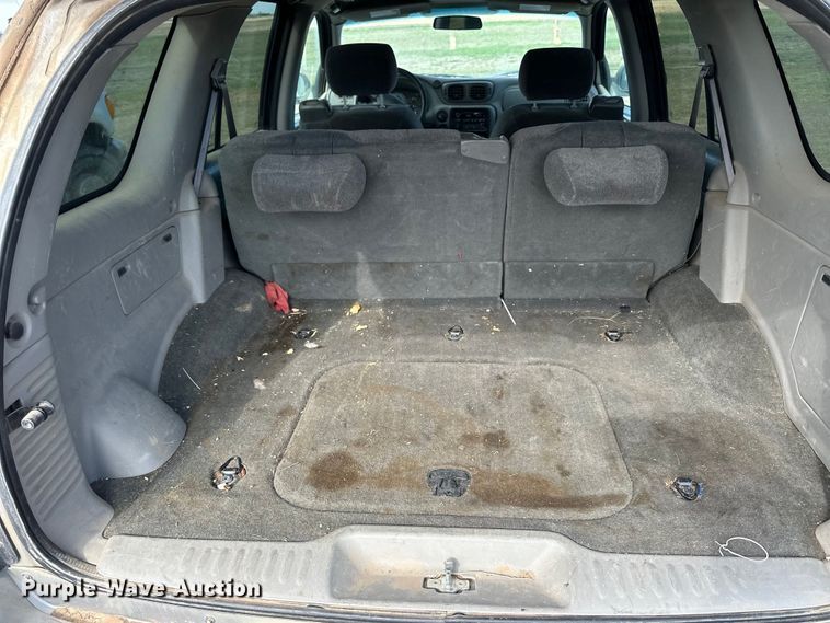 image for item OE9165 2004 Chevrolet TrailBlazer SUV