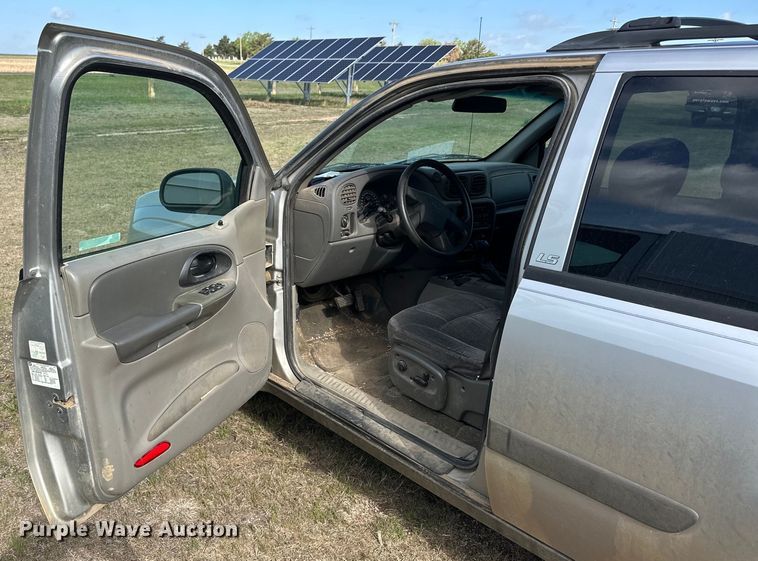 image for item OE9165 2004 Chevrolet TrailBlazer SUV