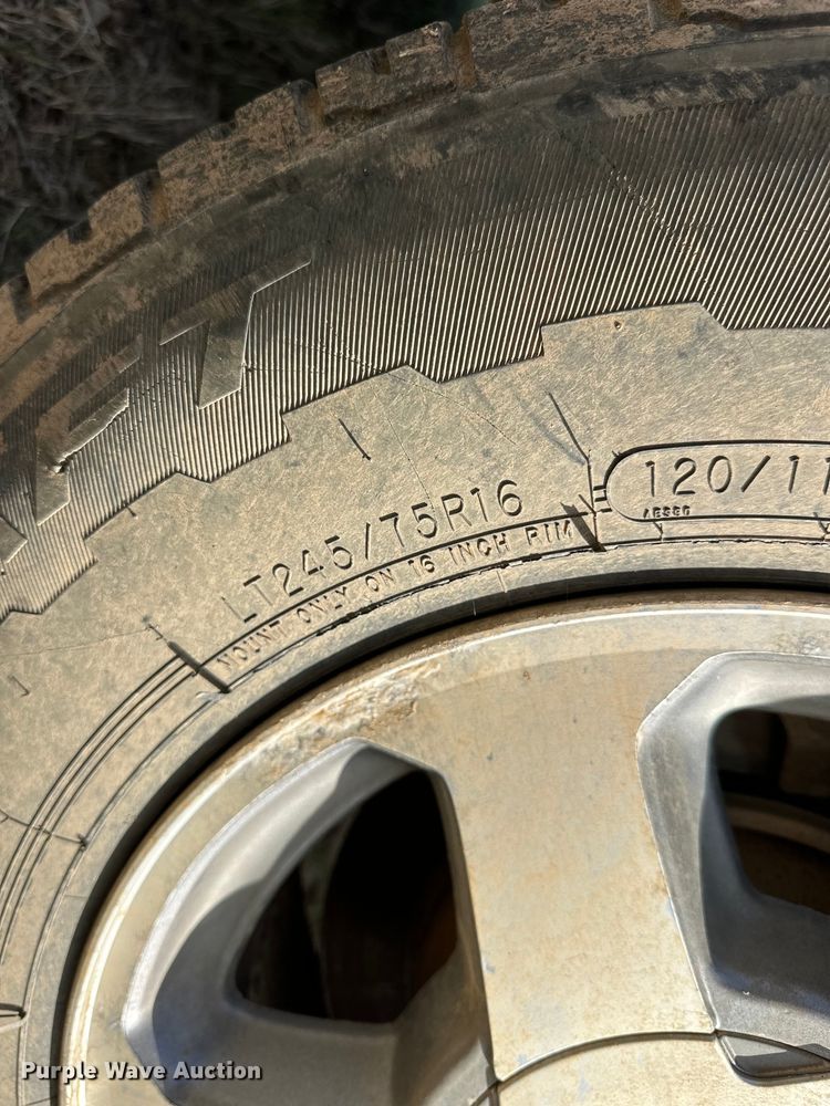 image for item OE9165 2004 Chevrolet TrailBlazer SUV