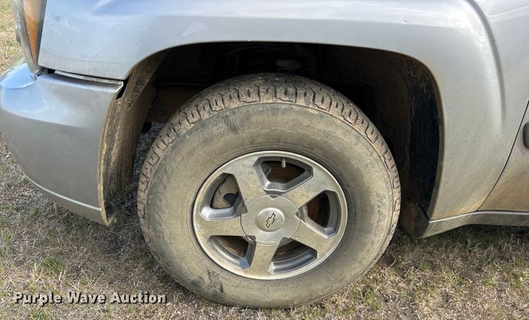 image for item OE9165 2004 Chevrolet TrailBlazer SUV