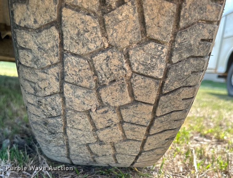 image for item OE9165 2004 Chevrolet TrailBlazer SUV