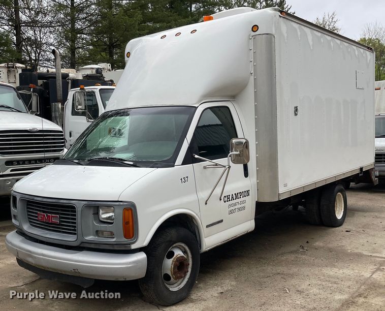 image for item OG9884 2001 GMC  Savana 3500 sewer inspection truck