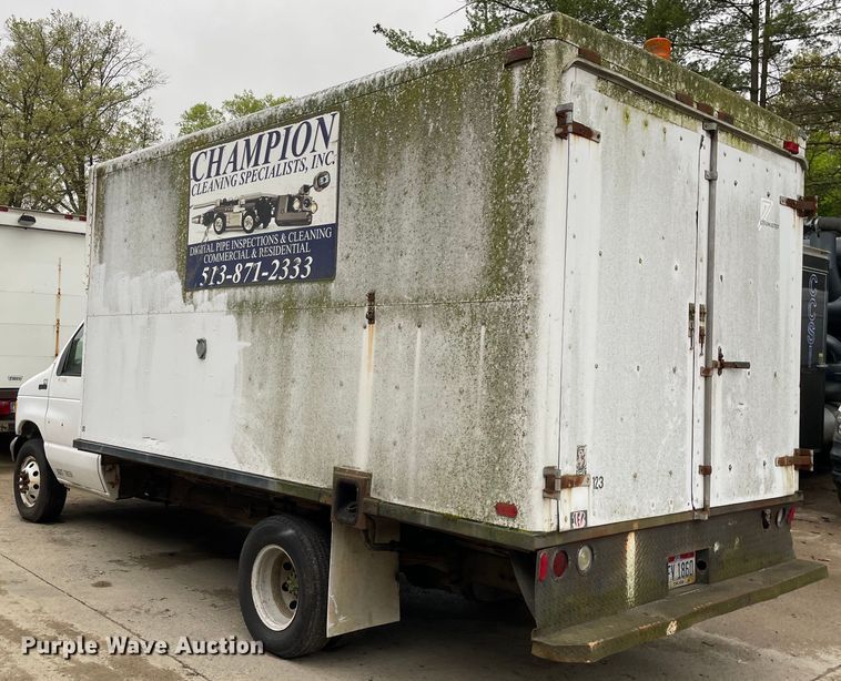 image for item OG9885 1996 Ford  E350 sewer inspection truck