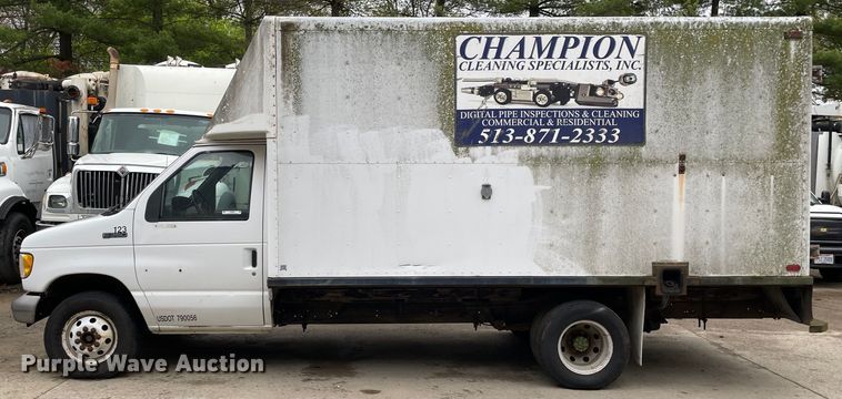 image for item OG9885 1996 Ford  E350 sewer inspection truck