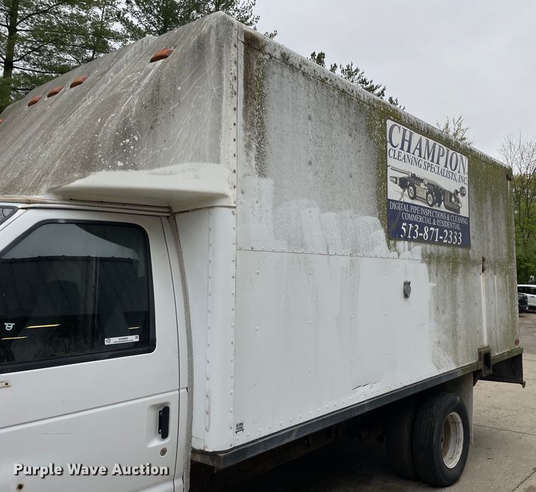 image for item OG9885 1996 Ford  E350 sewer inspection truck