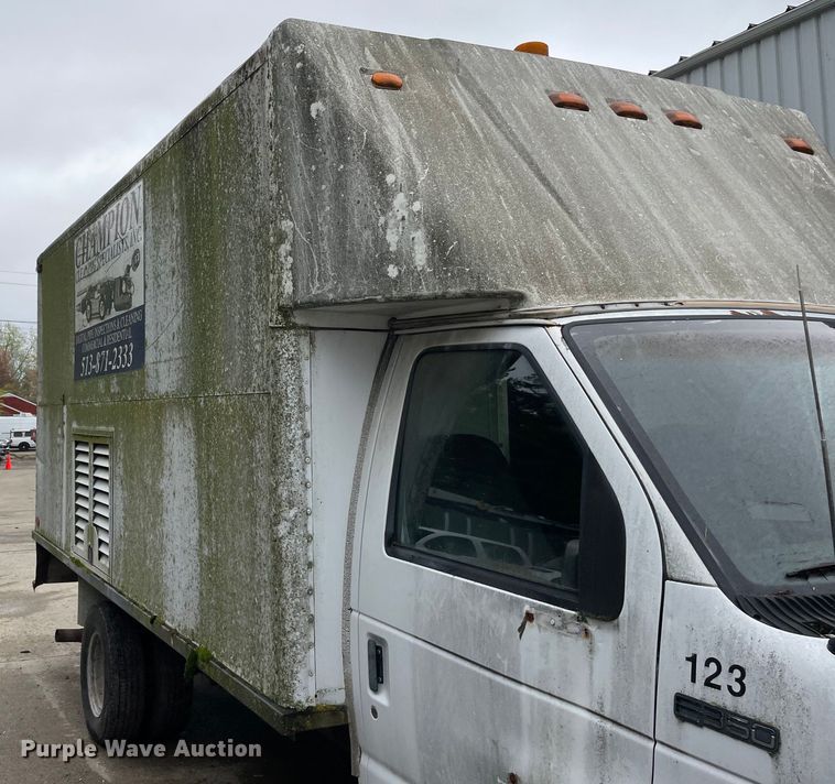 image for item OG9885 1996 Ford  E350 sewer inspection truck