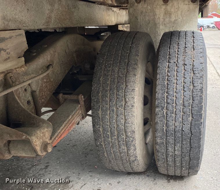 image for item OG9885 1996 Ford  E350 sewer inspection truck