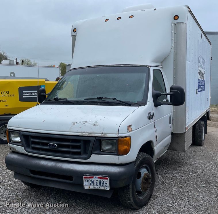 image for item OG9886 2003 Ford  E450 Super Duty  sewer inspection truck 