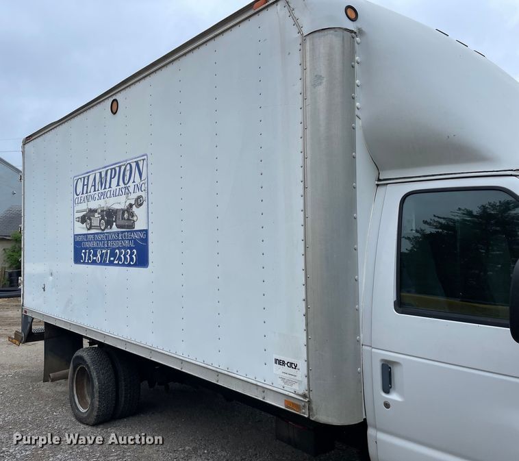 image for item OG9886 2003 Ford  E450 Super Duty  sewer inspection truck 