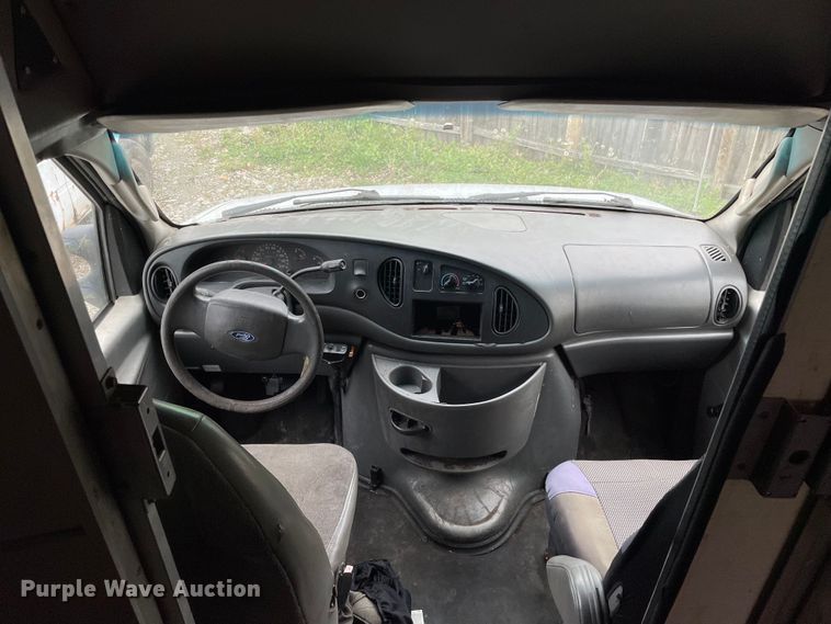 image for item OG9886 2003 Ford  E450 Super Duty  sewer inspection truck 