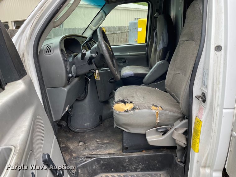 image for item OG9886 2003 Ford  E450 Super Duty  sewer inspection truck 