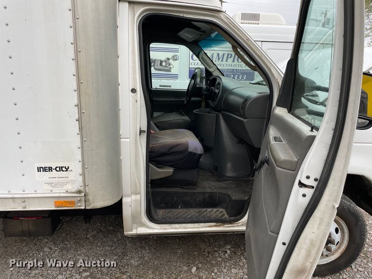 image for item OG9886 2003 Ford  E450 Super Duty  sewer inspection truck 