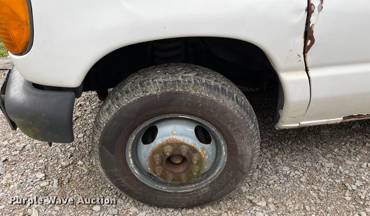 image for item OG9886 2003 Ford  E450 Super Duty  sewer inspection truck 