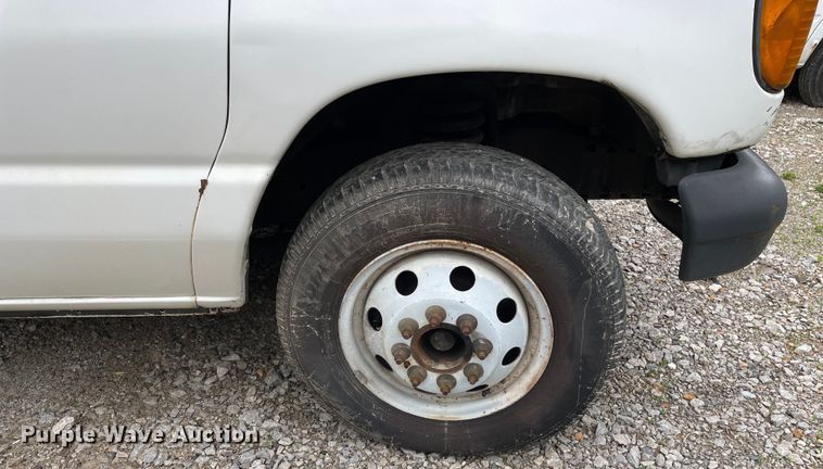 image for item OG9886 2003 Ford  E450 Super Duty  sewer inspection truck 