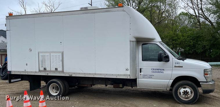 image for item OG9889 2015 Ford E450 Super Duty sewer inspection truck