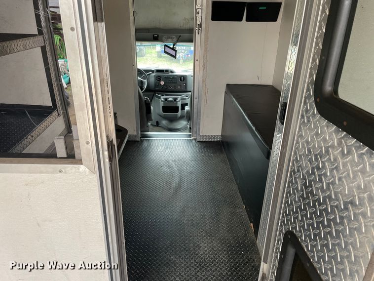 image for item OG9889 2015 Ford E450 Super Duty sewer inspection truck