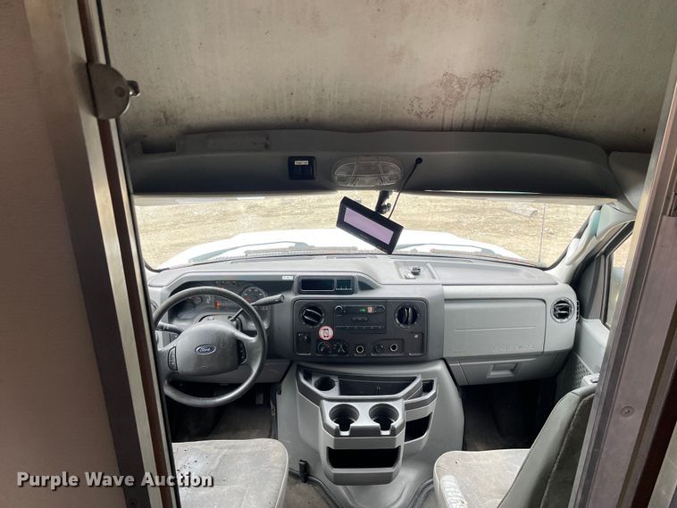 image for item OG9889 2015 Ford E450 Super Duty sewer inspection truck