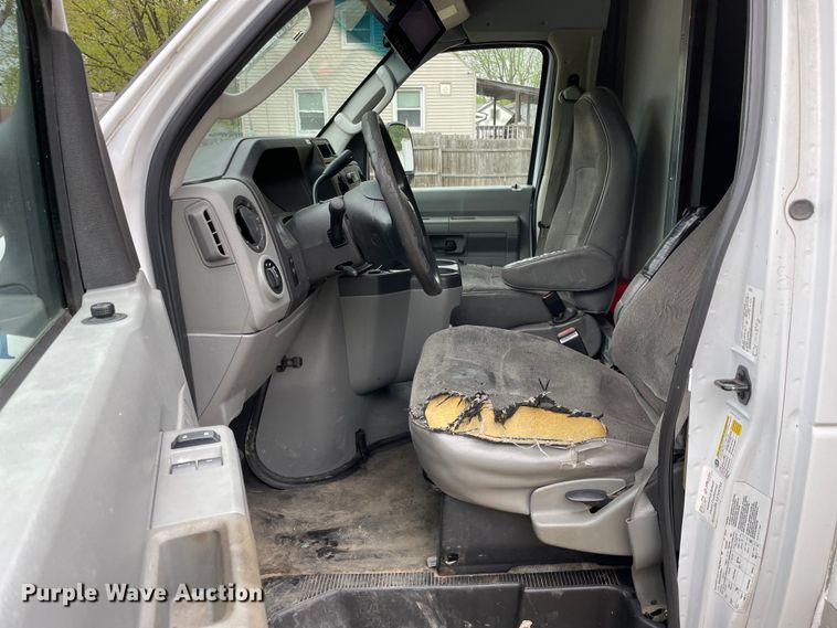 image for item OG9889 2015 Ford E450 Super Duty sewer inspection truck