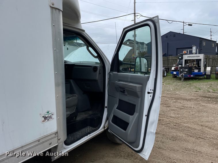 image for item OG9889 2015 Ford E450 Super Duty sewer inspection truck