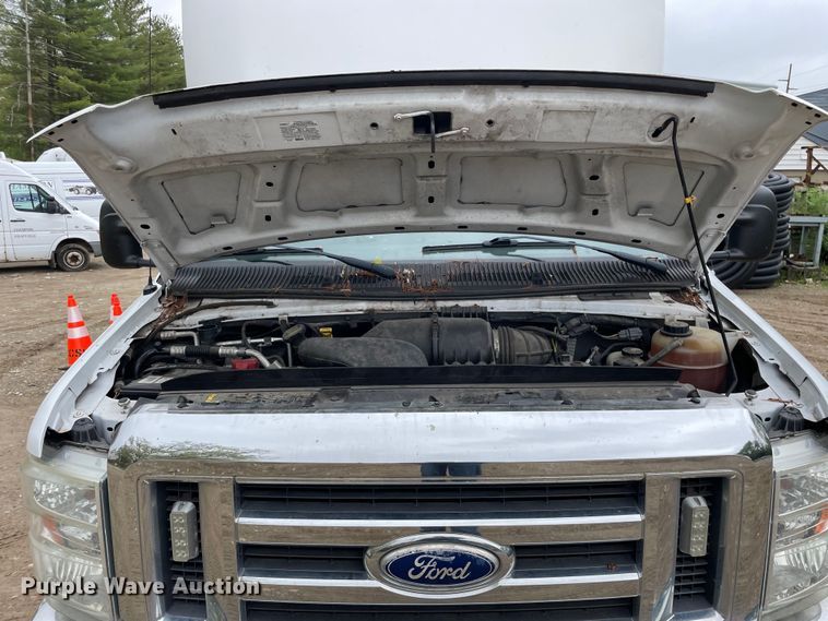 image for item OG9889 2015 Ford E450 Super Duty sewer inspection truck