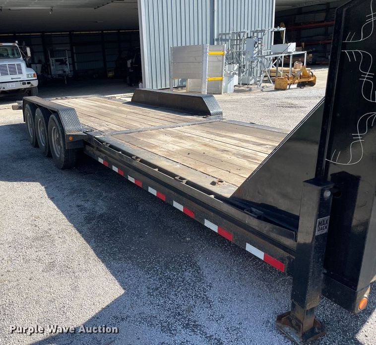 image for item OG9892 2019 Load Trail  tilt deck equipment trailer