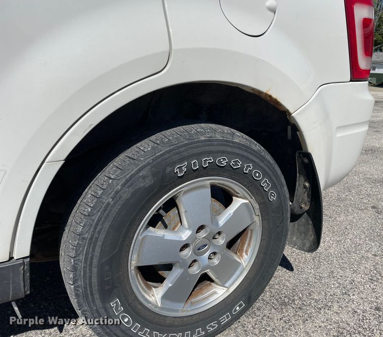 image for item OG9893 2012 Ford  Escape XLT SUV