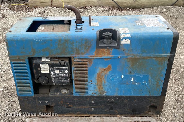 image for item OG9898 Miller  Bobcat 225 welder