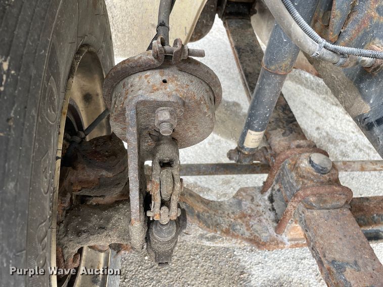 image for item OG9903 2001 Freightliner  FL70 flatbed truck