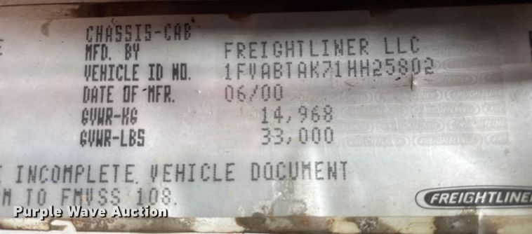 image for item OG9903 2001 Freightliner  FL70 flatbed truck