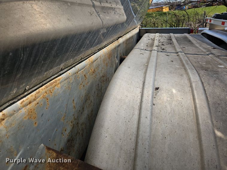 image for item OK9848 1988 Sunshine tank trailer