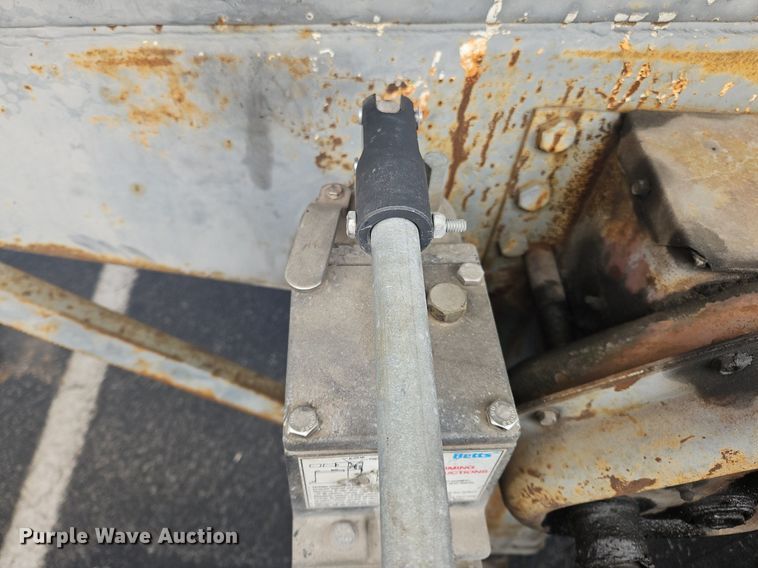 image for item OK9848 1988 Sunshine tank trailer