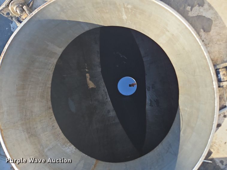 image for item OK9848 1988 Sunshine tank trailer