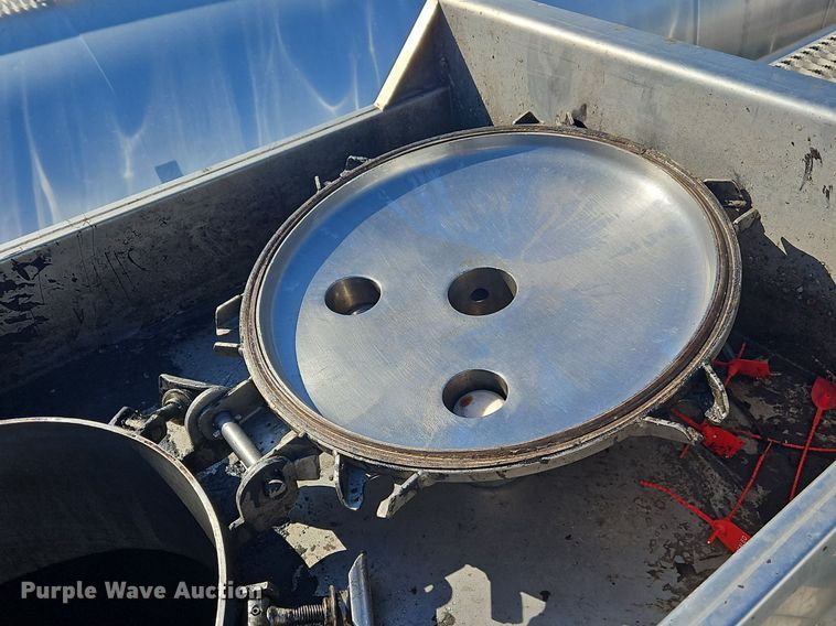 image for item OK9848 1988 Sunshine tank trailer