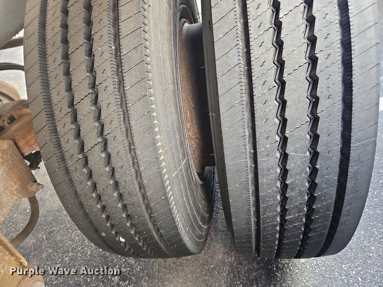 image for item OK9848 1988 Sunshine tank trailer