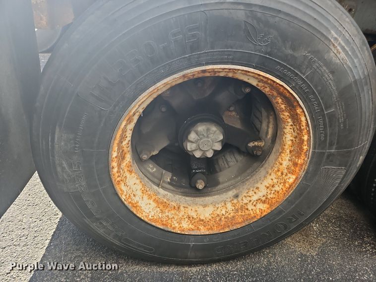 image for item OK9848 1988 Sunshine tank trailer